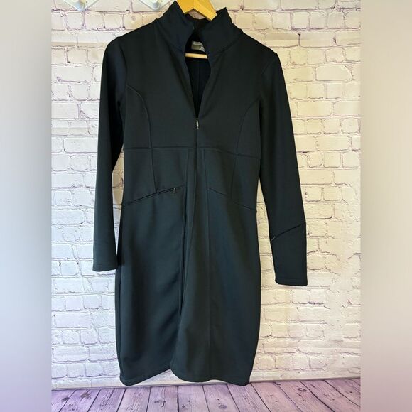 Athleta Black Full Zip Long Sleeved Mock Neck Fitted Athleisure Gorpcore Dress S - Picture 1 of 8
